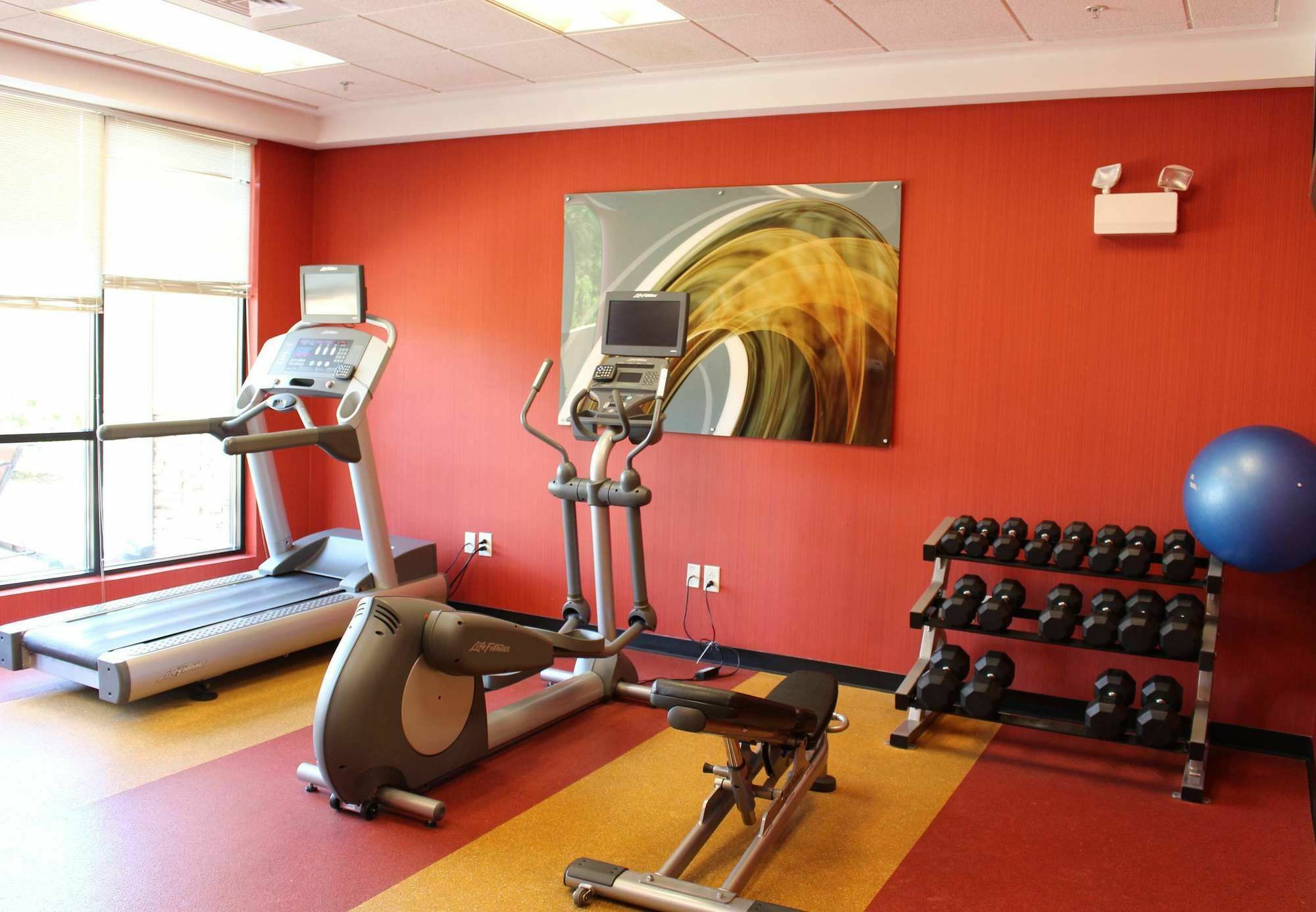 Courtyard By Marriott Clarksville Buitenkant foto